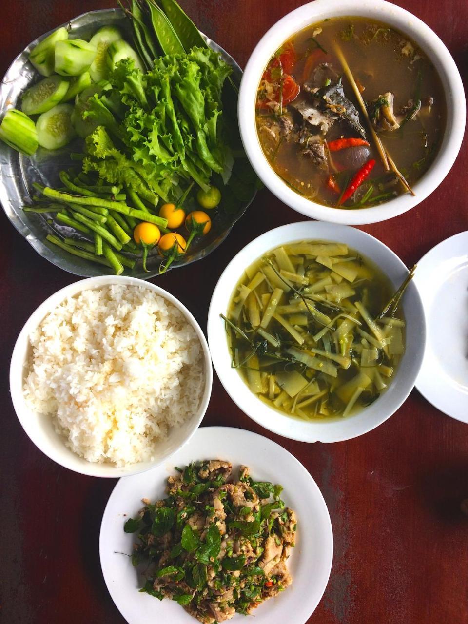 Sabaidee Guesthouse & Restaurant Nam Theun Ngoại thất bức ảnh